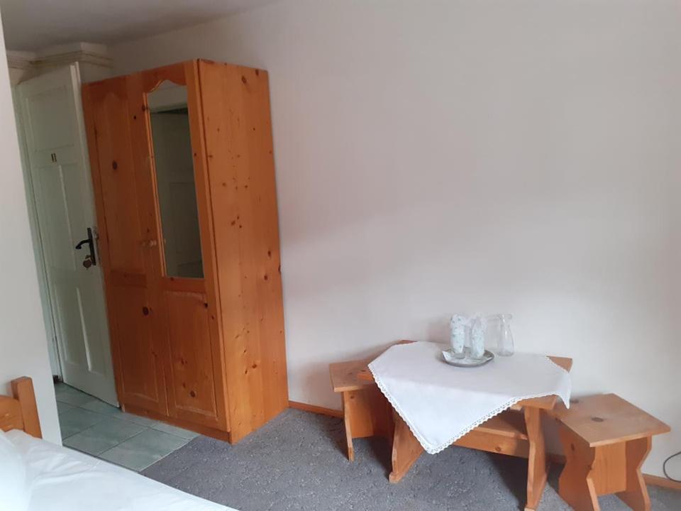Manyi Villa - Housity