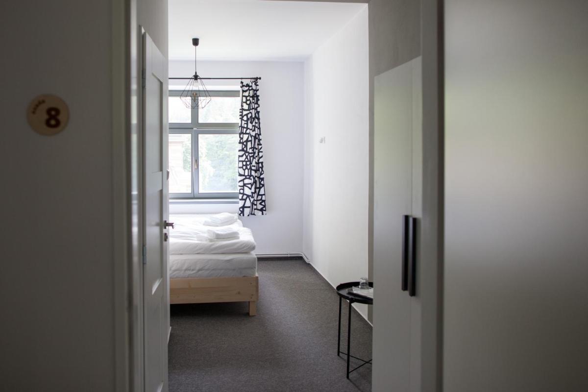 Hotel Spálov - Housity