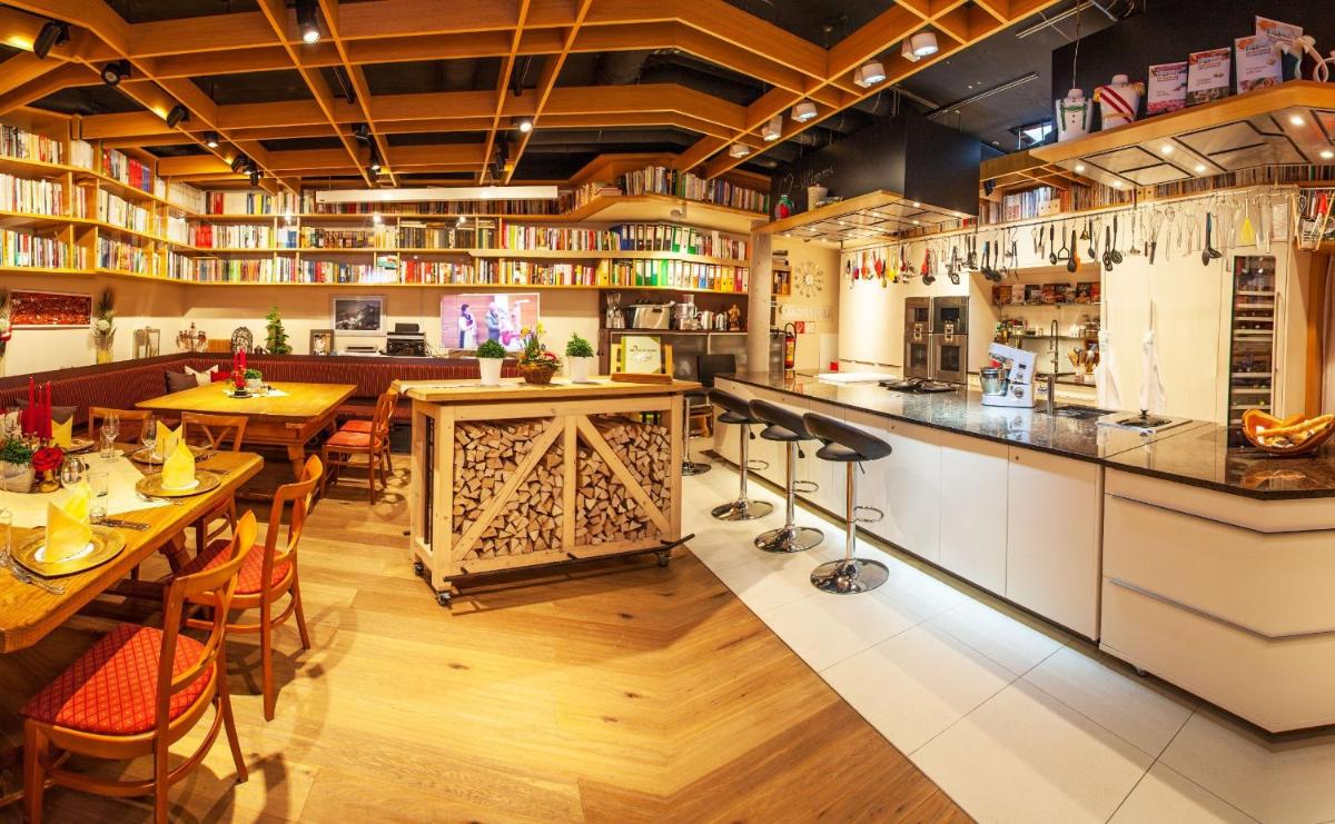 Landhotel Grünberg am See - Housity