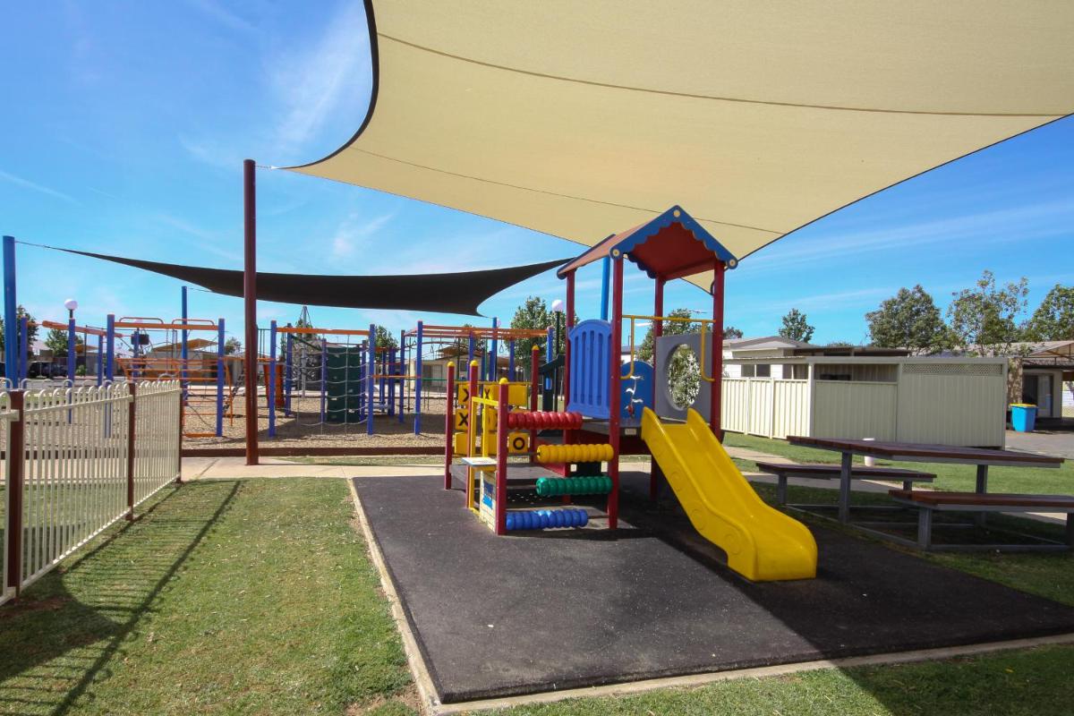 Sun Country Lifestyle Park - Housity
