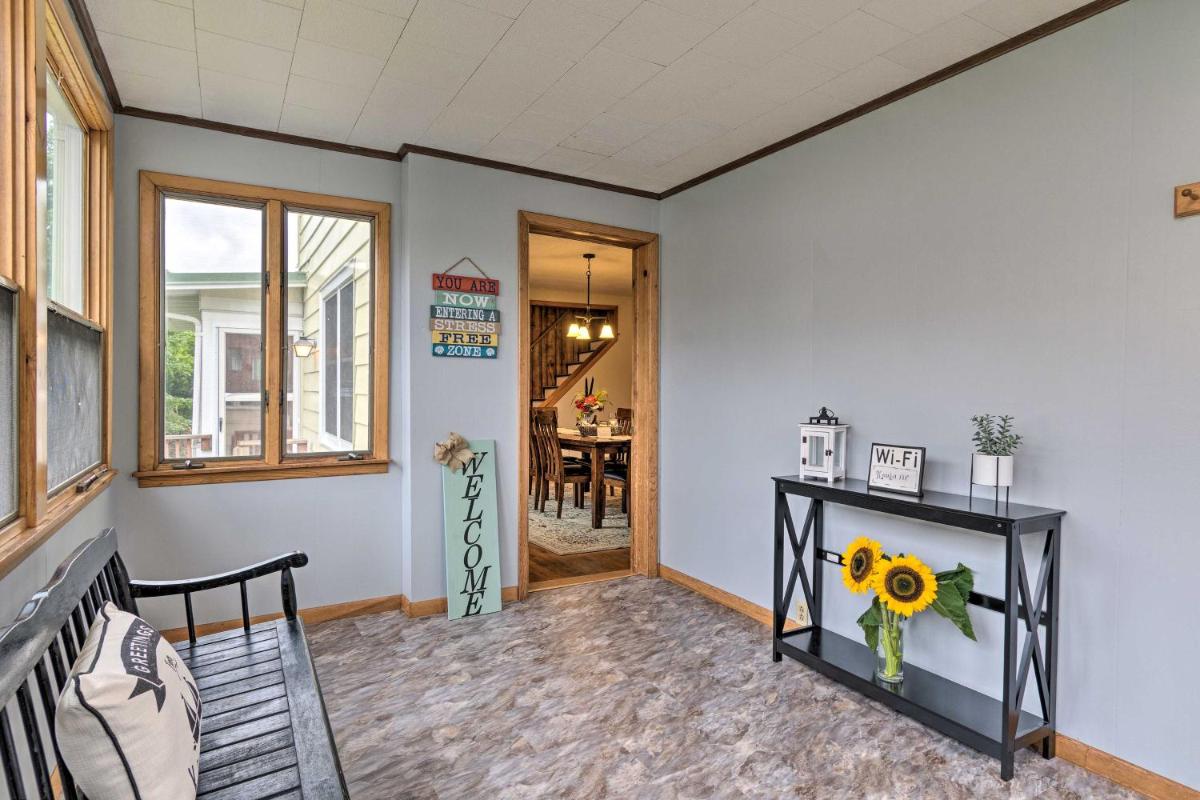 Penn Yan Escape with Yard, 1 Mi to Keuka Lake! - Housity
