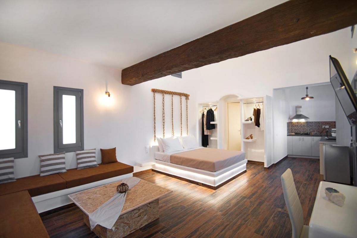 La Belle Vie - Santorini - Adults Only - Housity