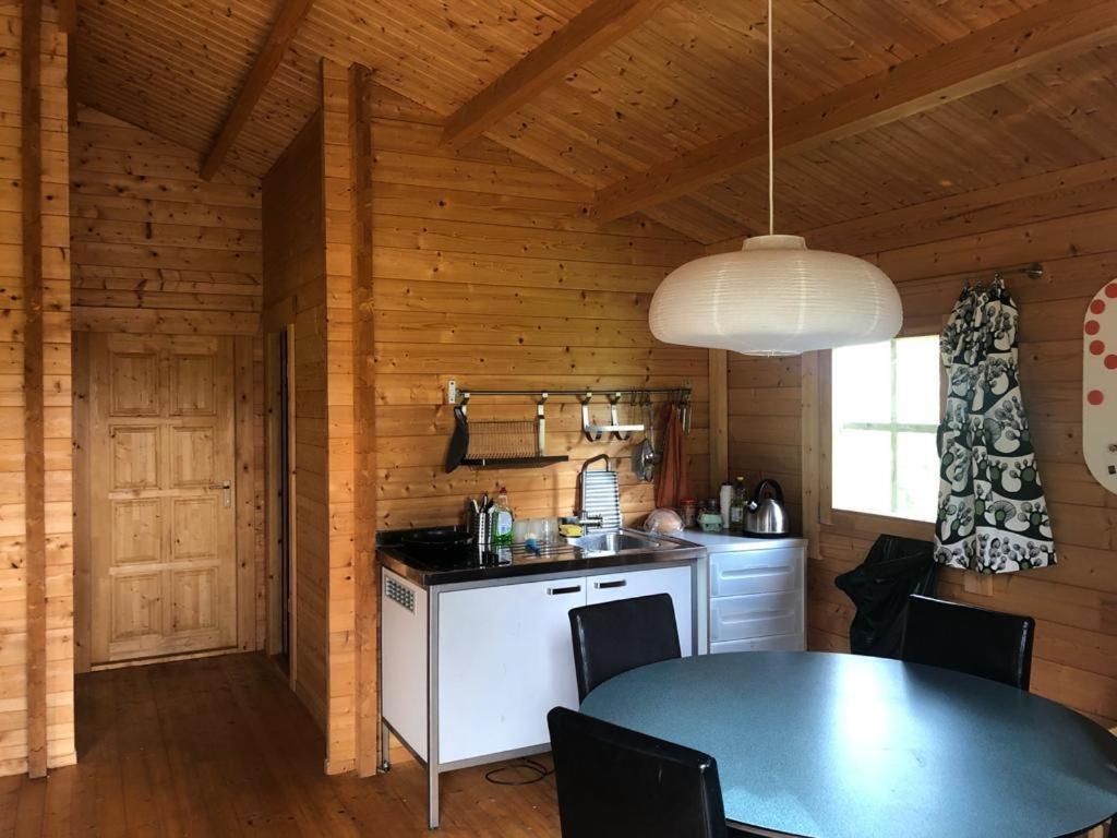 Beautiful 3-Bed Cottage in Tipperary - Housity