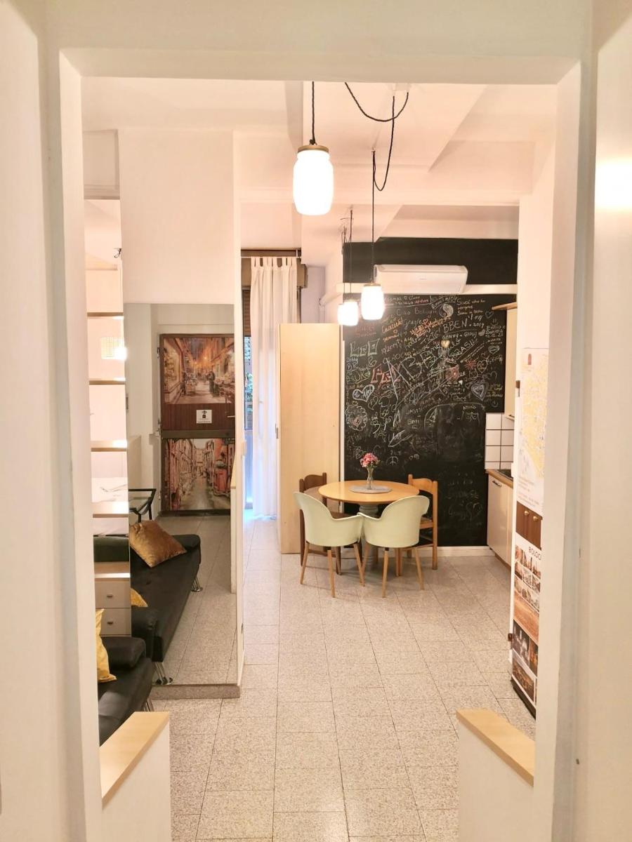 8- Tourist House Bologna - Light House - Self check-in - Housity