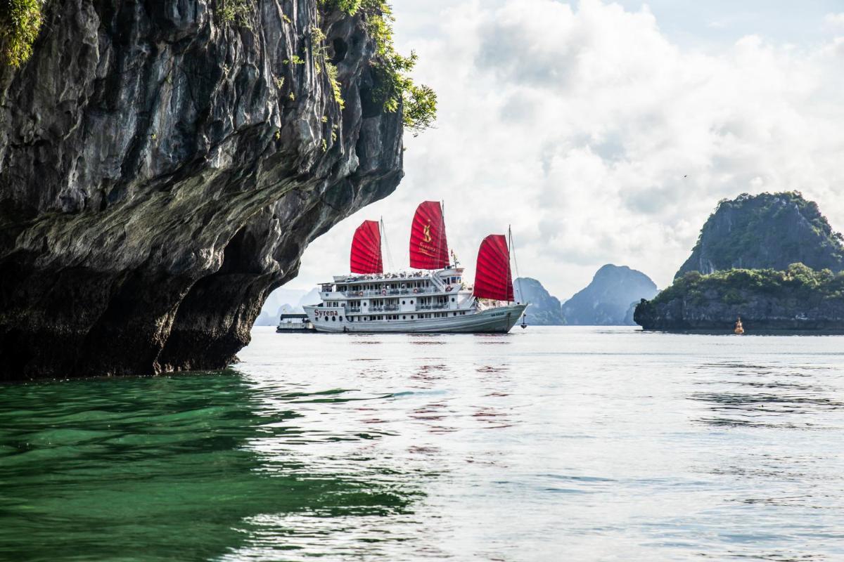 Syrena Cruises - Housity