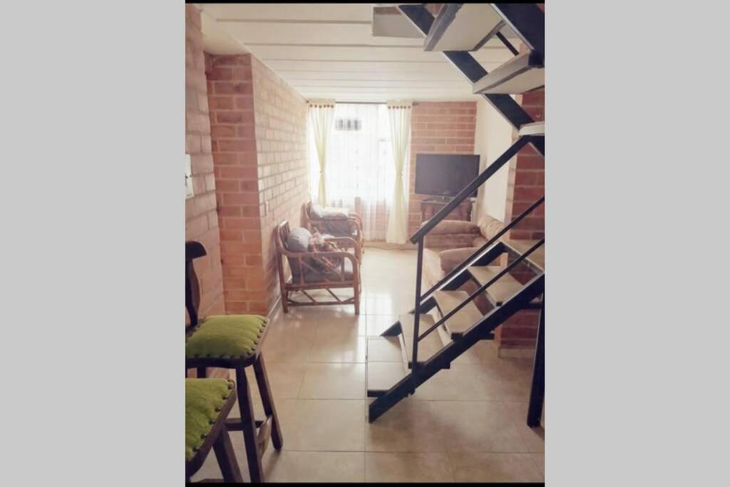 Casa completa amoblada Paipa con tres alcobas - Housity