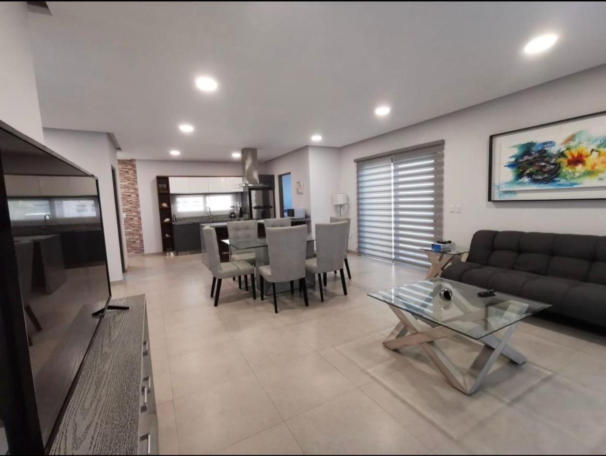 Suitetrails - Casa coral
