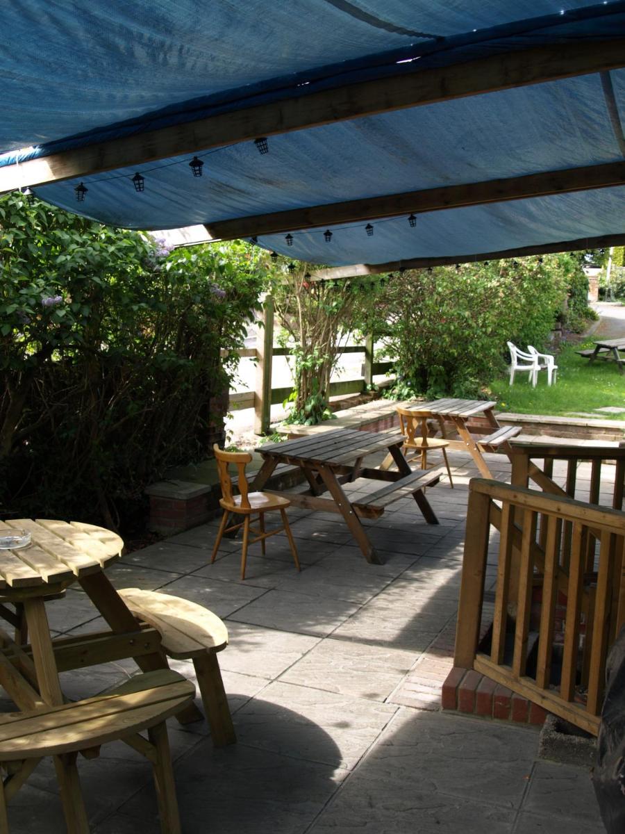 Jolly Brewers Free House Inn - Housity