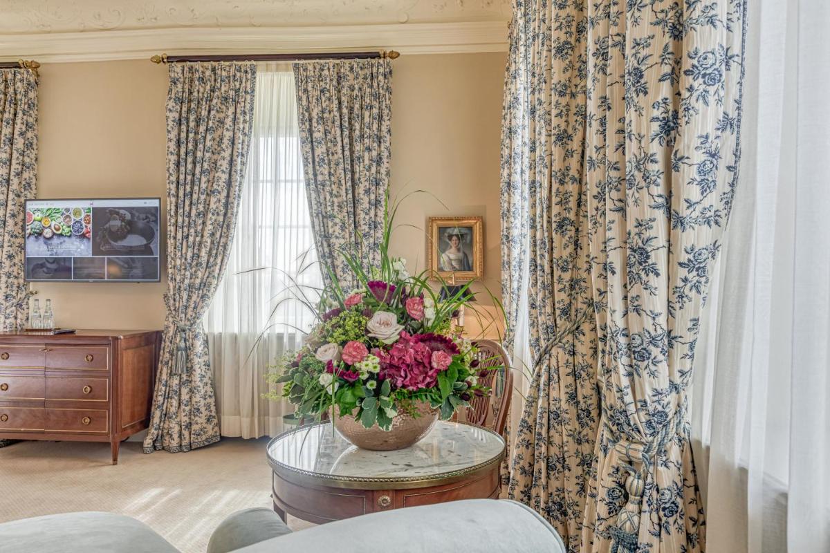 TV/Unterhaltungsangebot in der Unterkunft Wald & Schlosshotel Friedrichsruhe