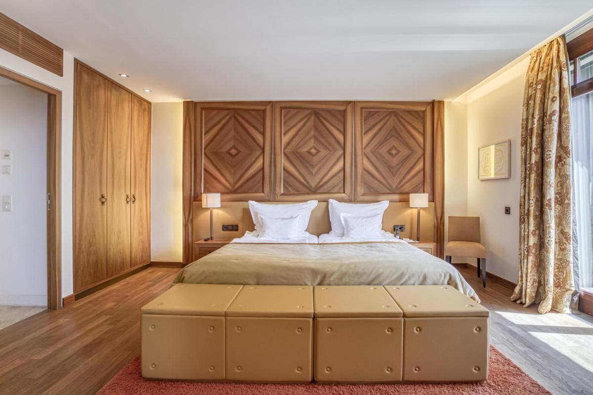 Ein Bett oder Betten in einem Zimmer der Unterkunft Wald & Schlosshotel Friedrichsruhe