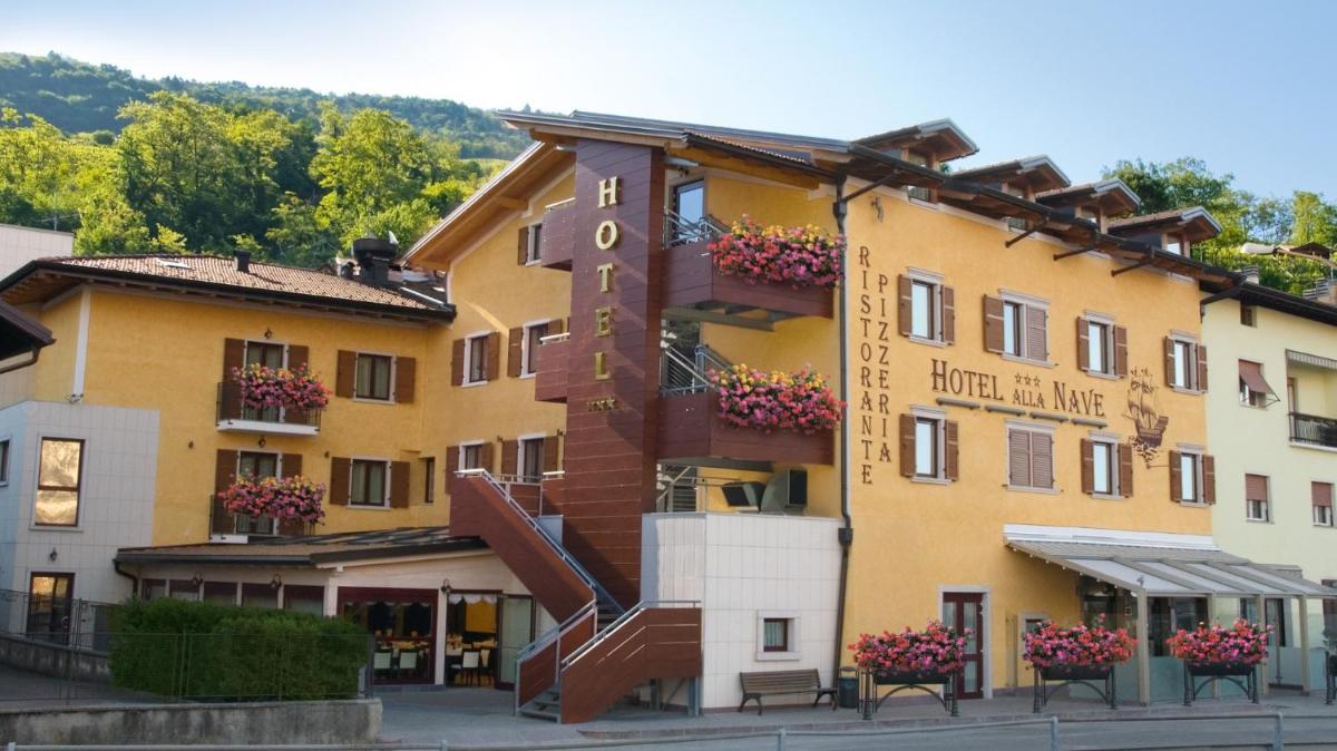 Hotel Ristorante Alla Nave - Housity