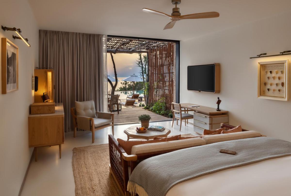 Una televisión o centro de entretenimiento en Six Senses Ibiza