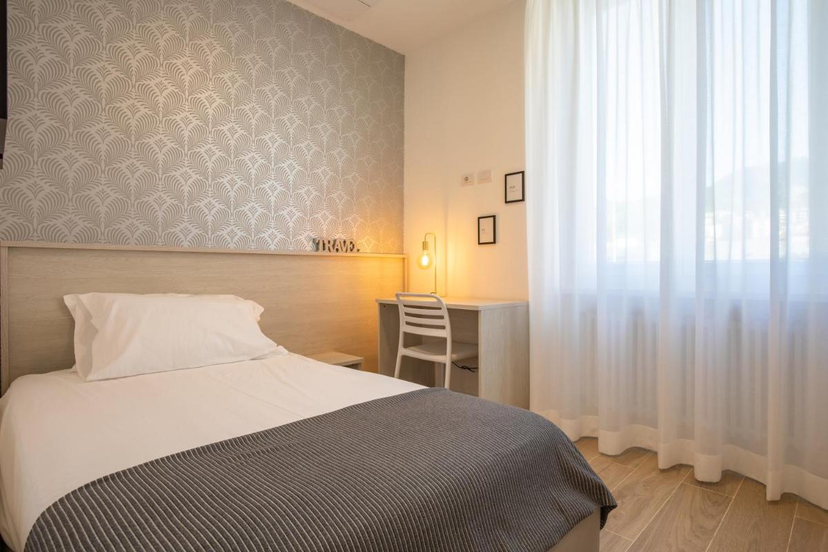 ComoRooms & Apartments - Casa LiLu - Housity