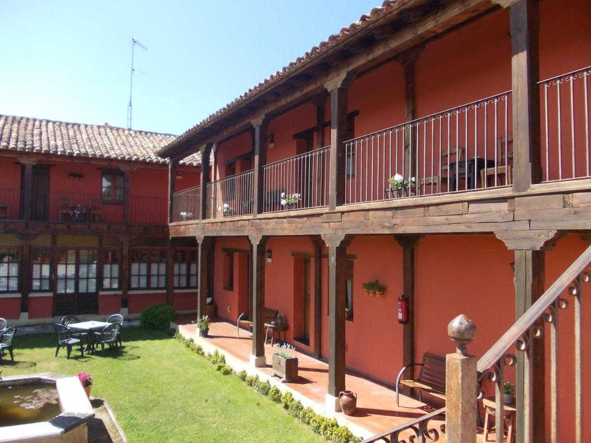 Hotel Los Rastrojos - Housity