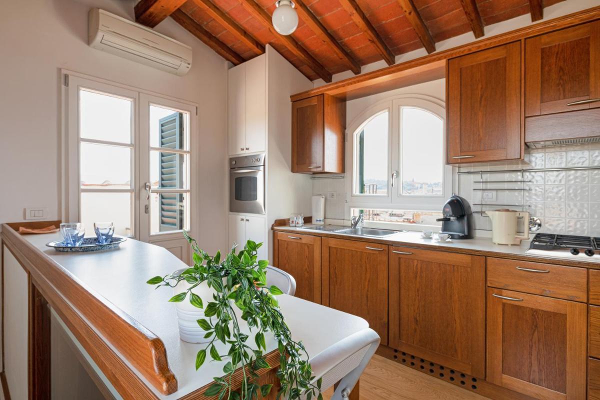 San Marco Apartment with Panoramic View - Housity