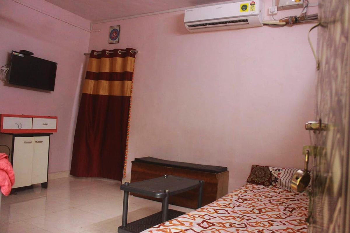 KD AAMRAI FARM 2BHK HOUSE - Housity