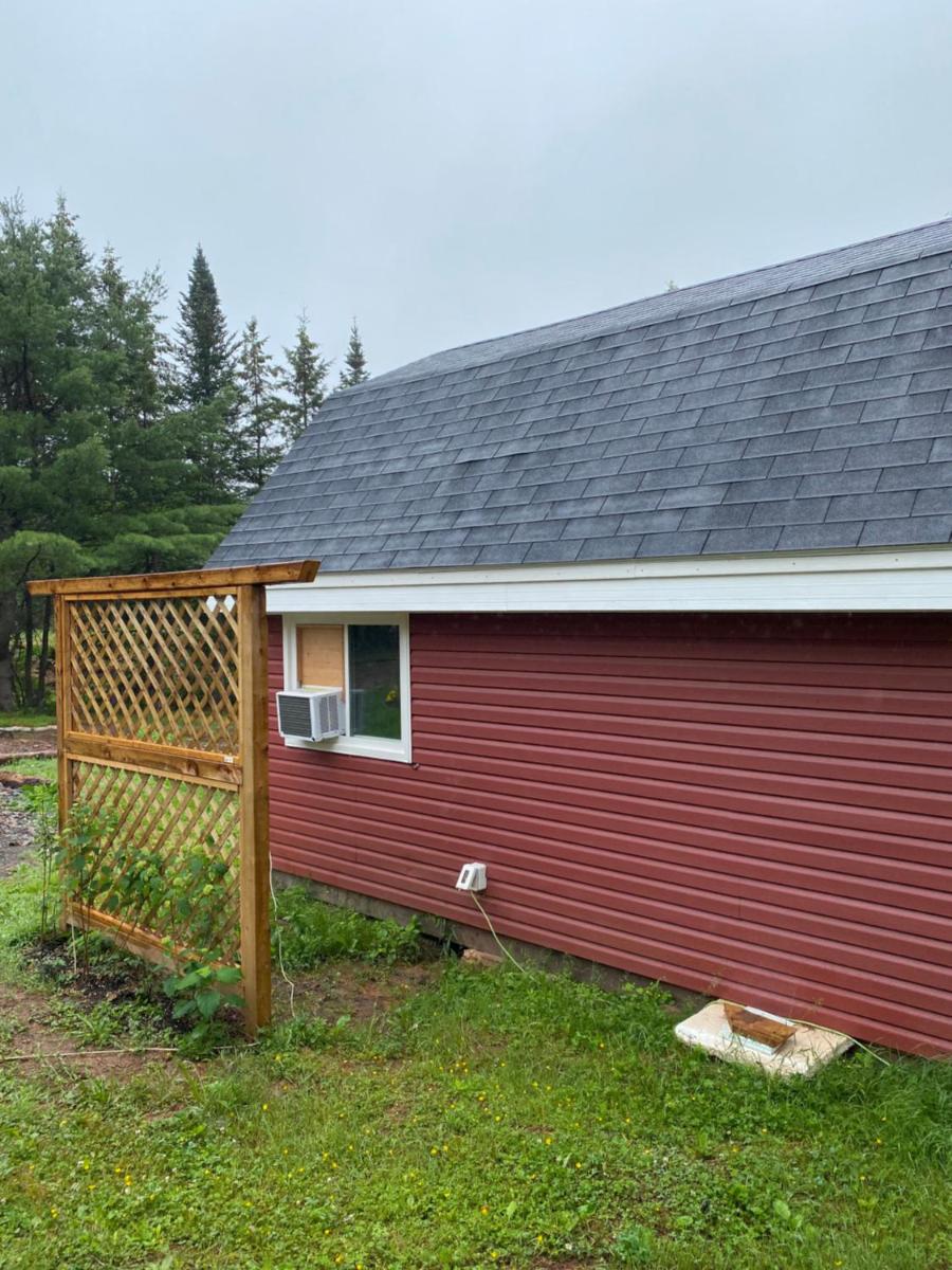 The Tiny Barn House - Housity