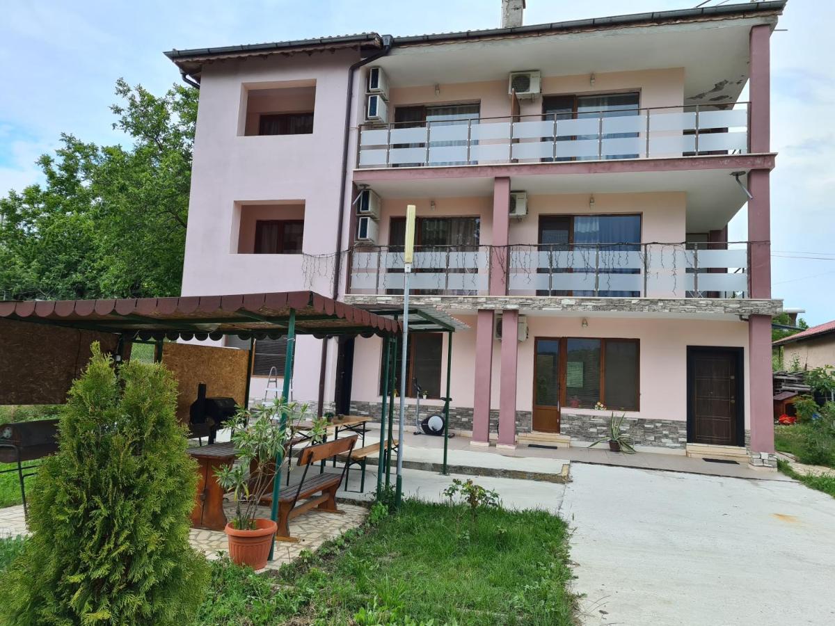 Guest House Villa Penchevi - Housity