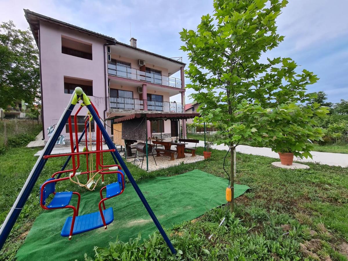 Guest House Villa Penchevi - Housity
