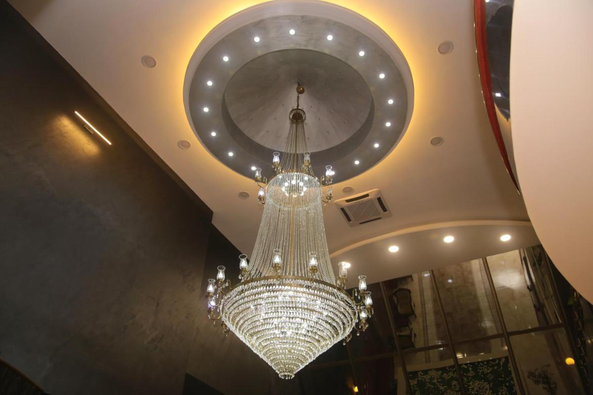 Hotel Pashtriku - Housity