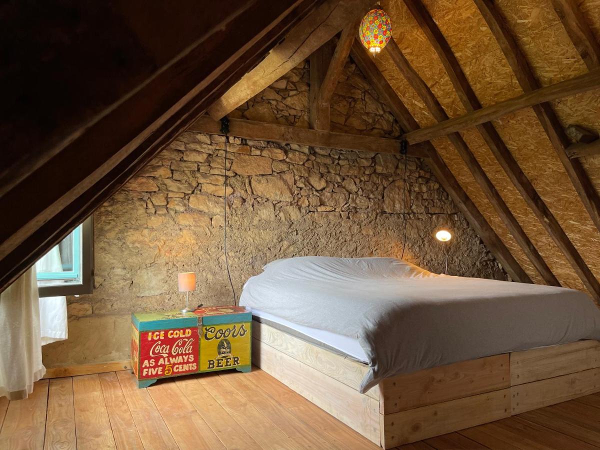 La Belle Petite Ferme Rosiers de Julliac 19350 - Housity