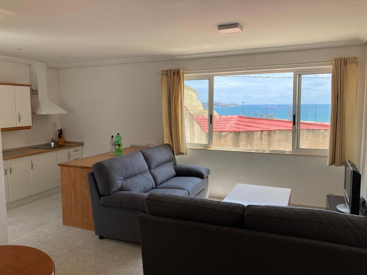 Beachside Rooms With Air-conditioning - Housity