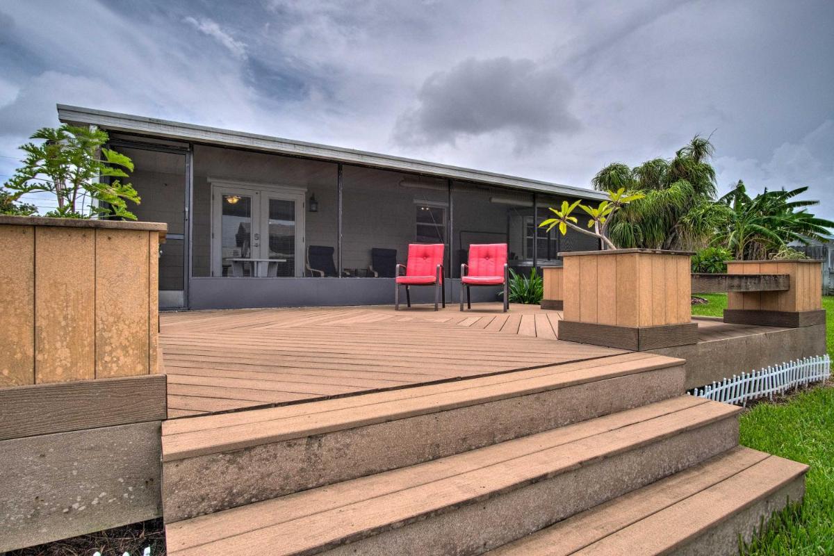 Sunny Canalfront Getaway, 8 Mi to Cocoa Beach - Housity