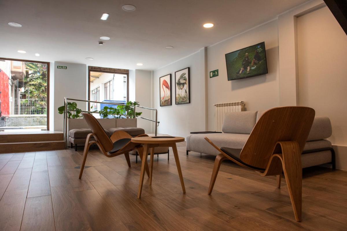 Hotel Puerto de Llanes - Housity