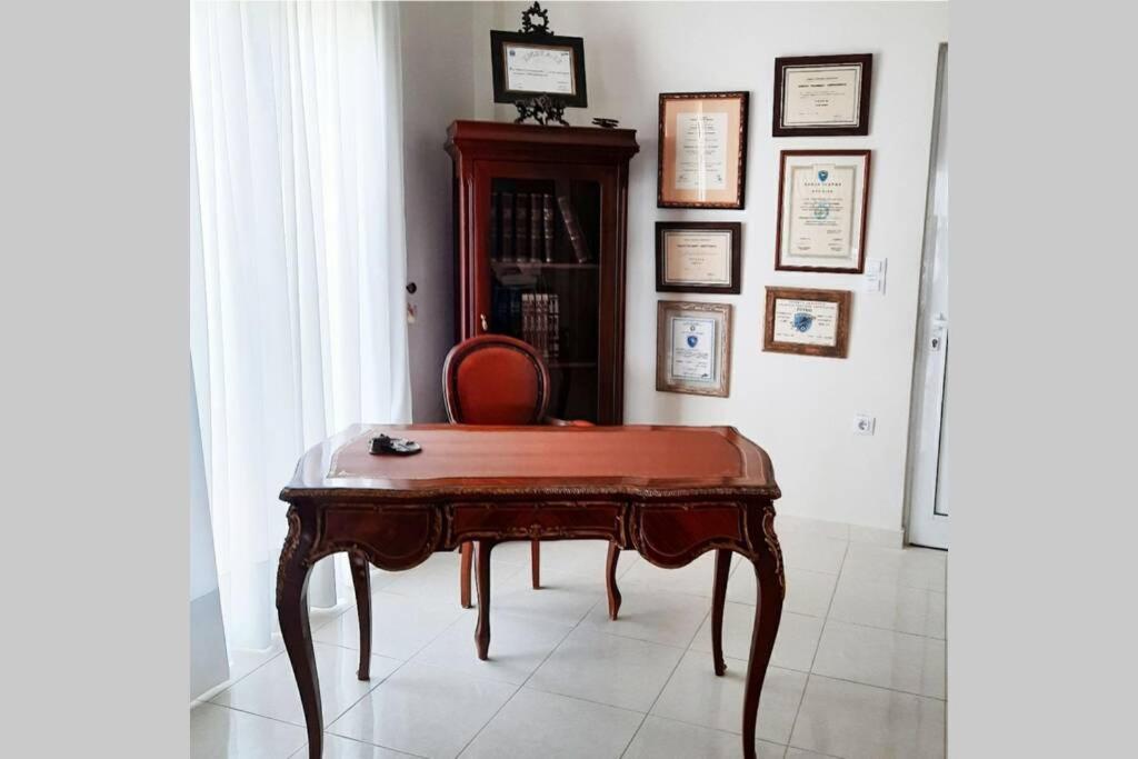 Vicky Luxury Apartment - Housity