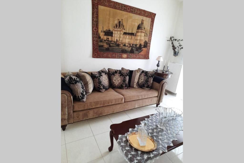 Vicky Luxury Apartment - Housity