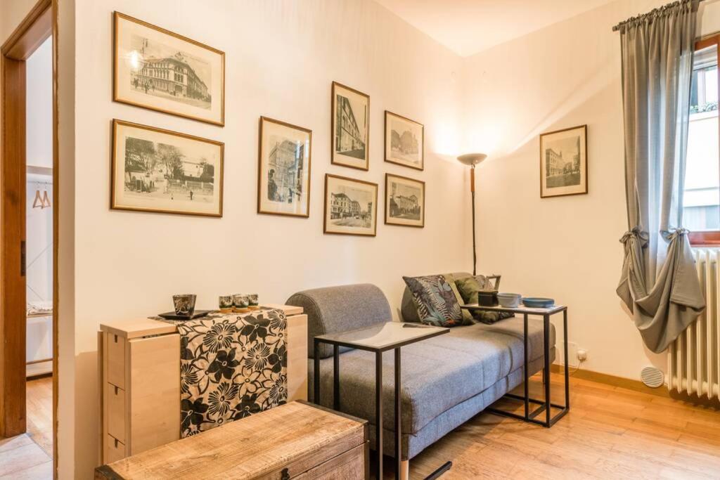 enJoy Home - Appartamento a due passi dal Teatro Verdi - Housity