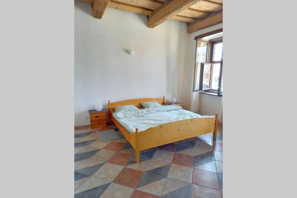 Renaissance Vintage Apartment A1 - Housity