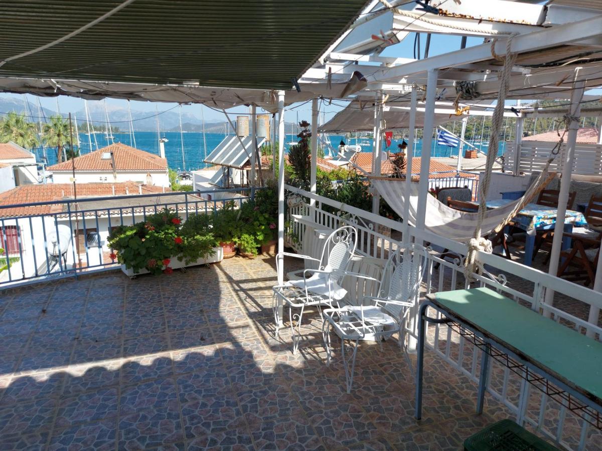 Nikos Rooms and Studios - Housity