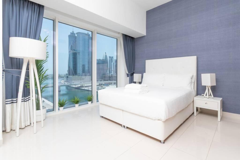Cozy Studio at Dubai Water Canal next to Downtown - Housity