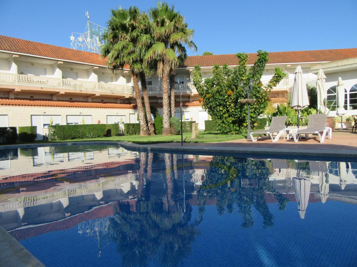 Hotel Crystal Park - Housity
