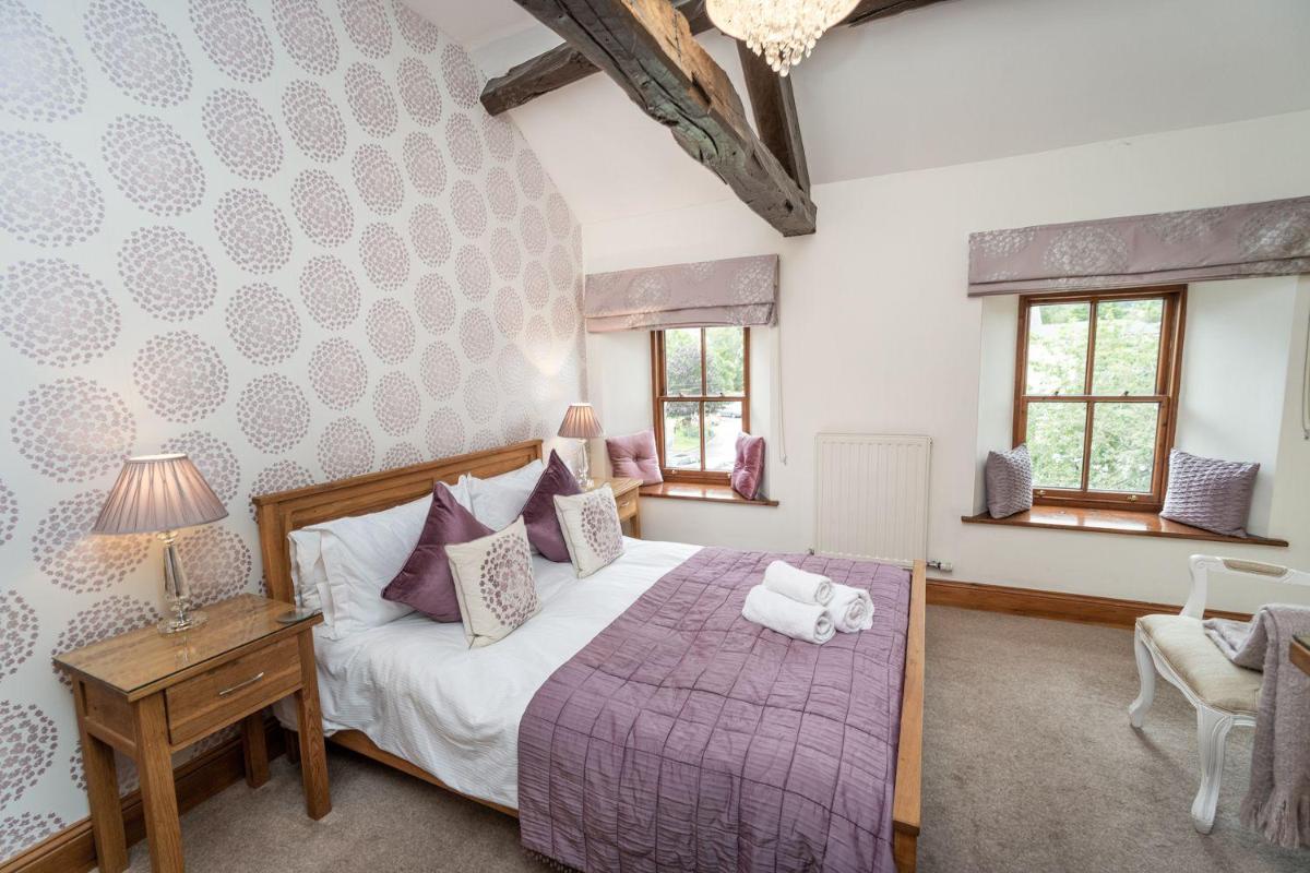 Bridge House Apartment 3 - Housity