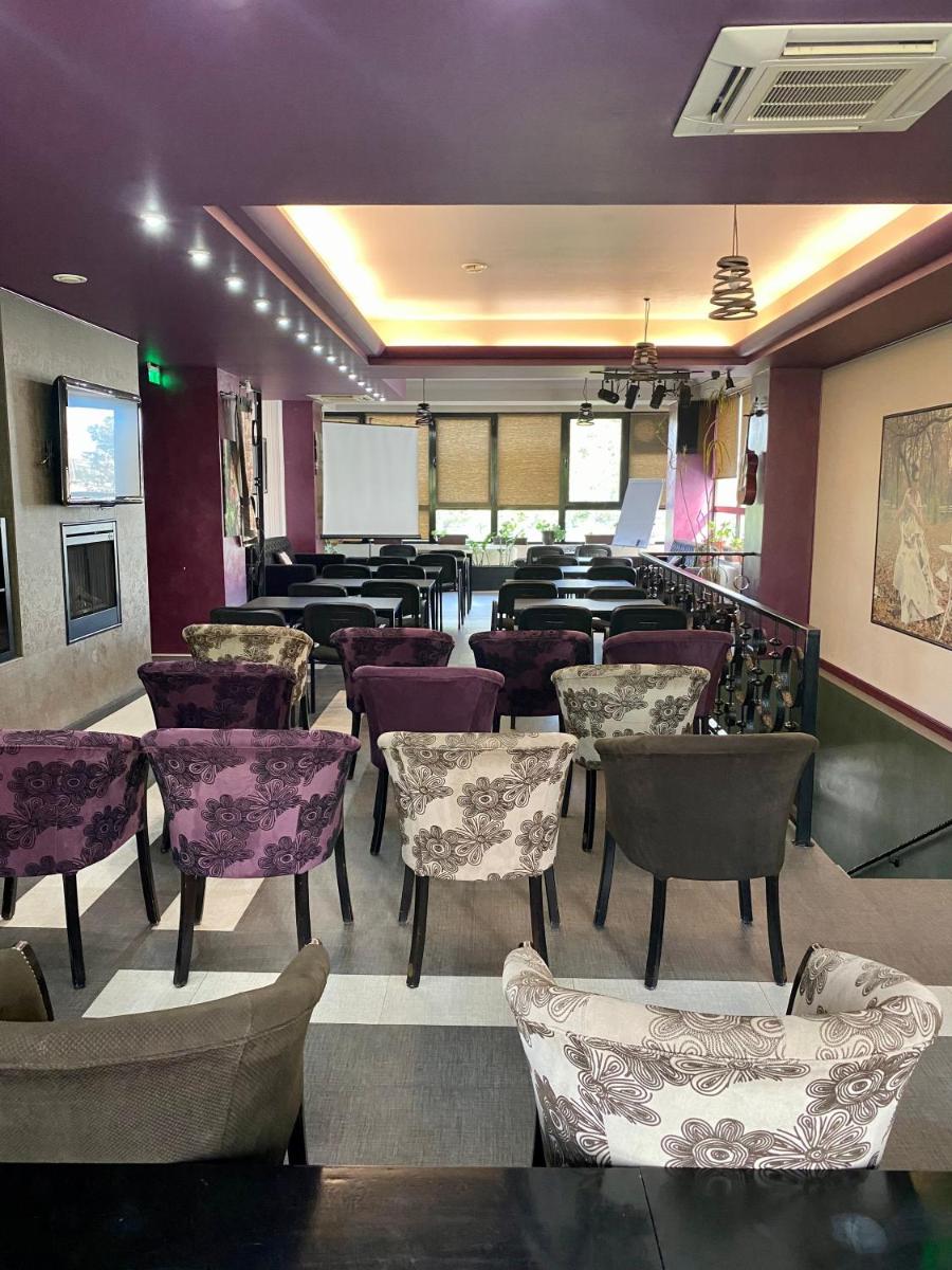 Pensiunea Rix Rooms - Housity
