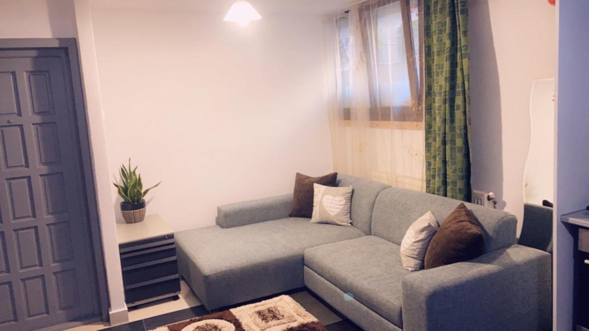 Boutique Suite 2 - Hizvo