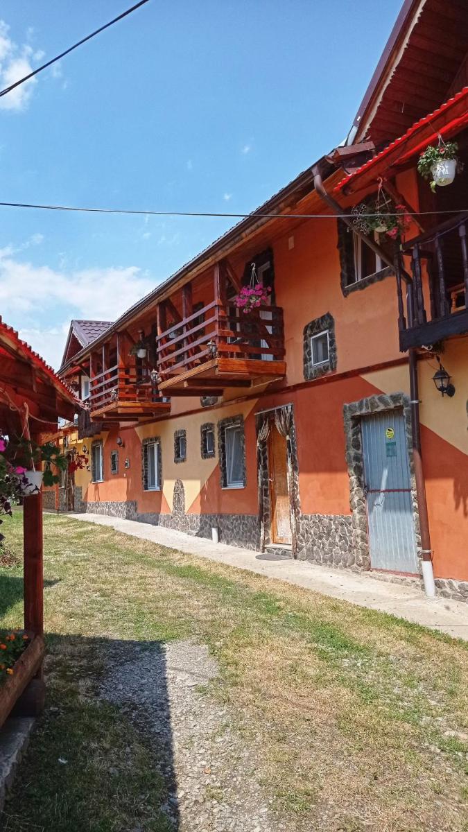 Pensiunea Simone - Housity