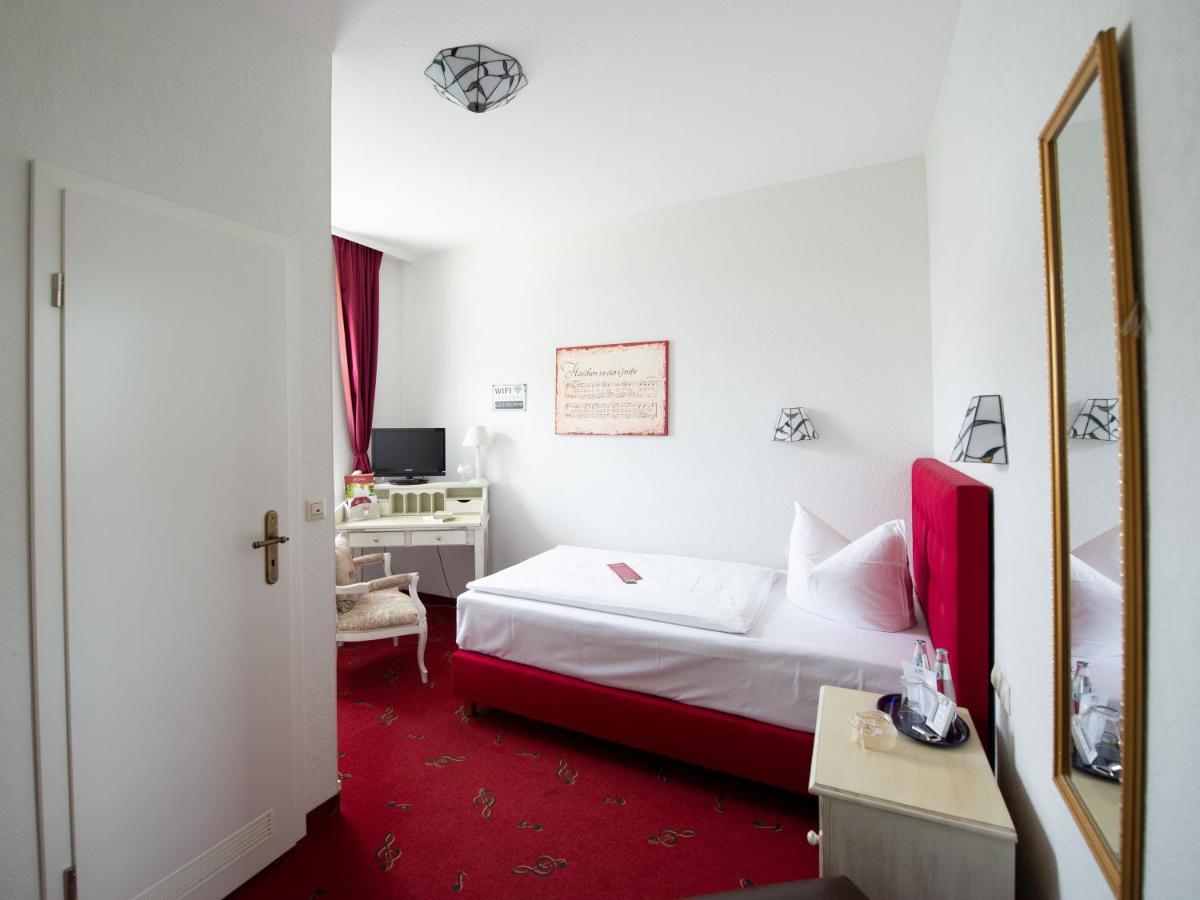 Hotel Zum Vetter - Housity