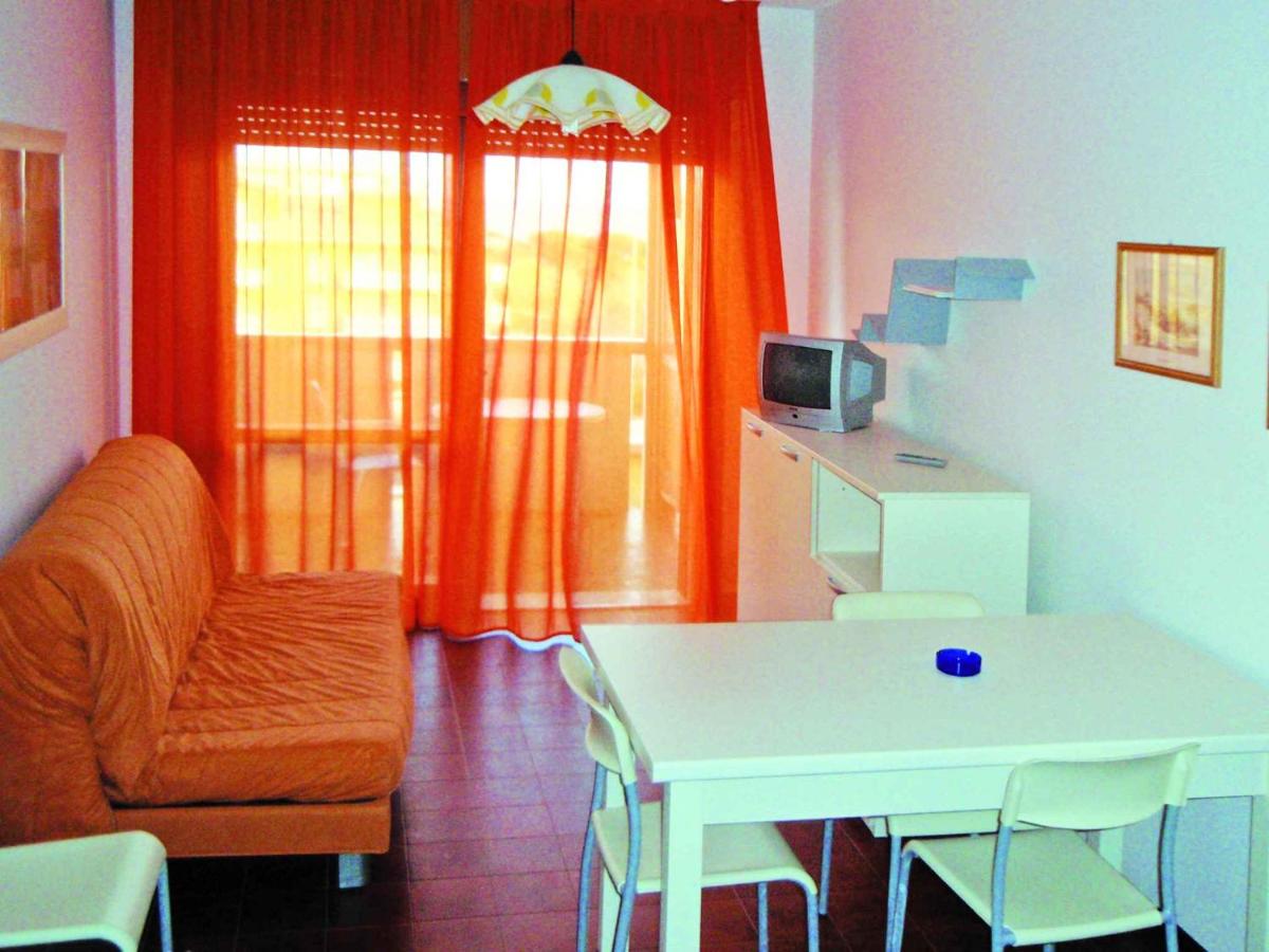 Apartments Porto Santa Margherita 24703 - Housity