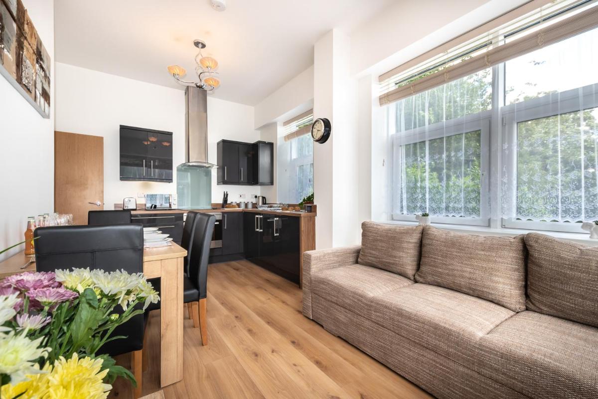 Silver Moon, 2 bedrooms apartament in Southampton Central Free Parking - Hizvo