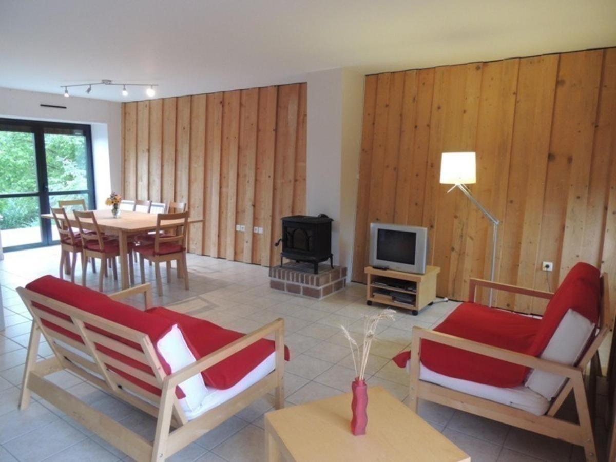 Gîte Lapeyrouse, 4 pièces, 6 personnes - FR-1-630-29 - Housity