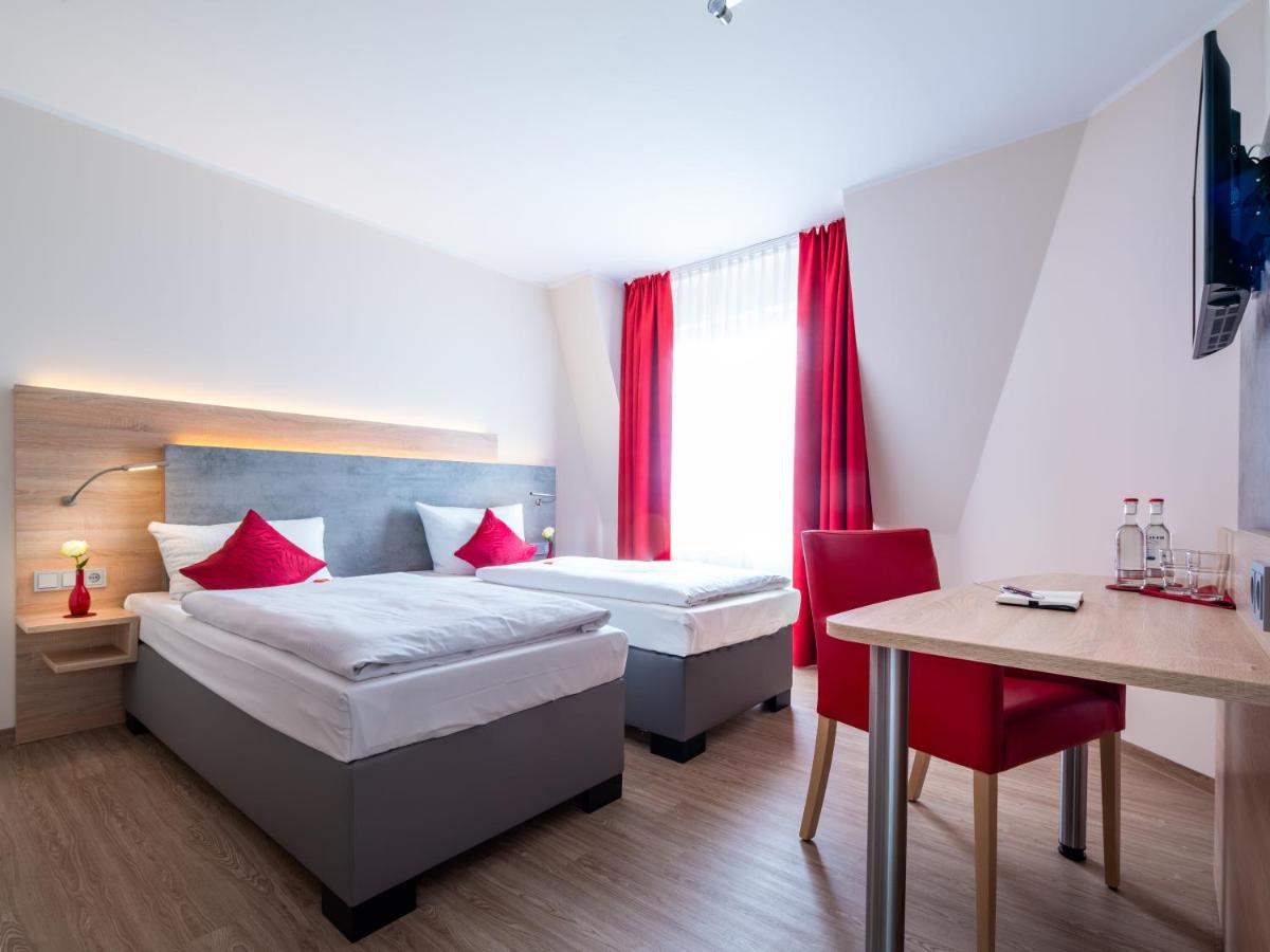 Landhotel Fettehenne - Housity