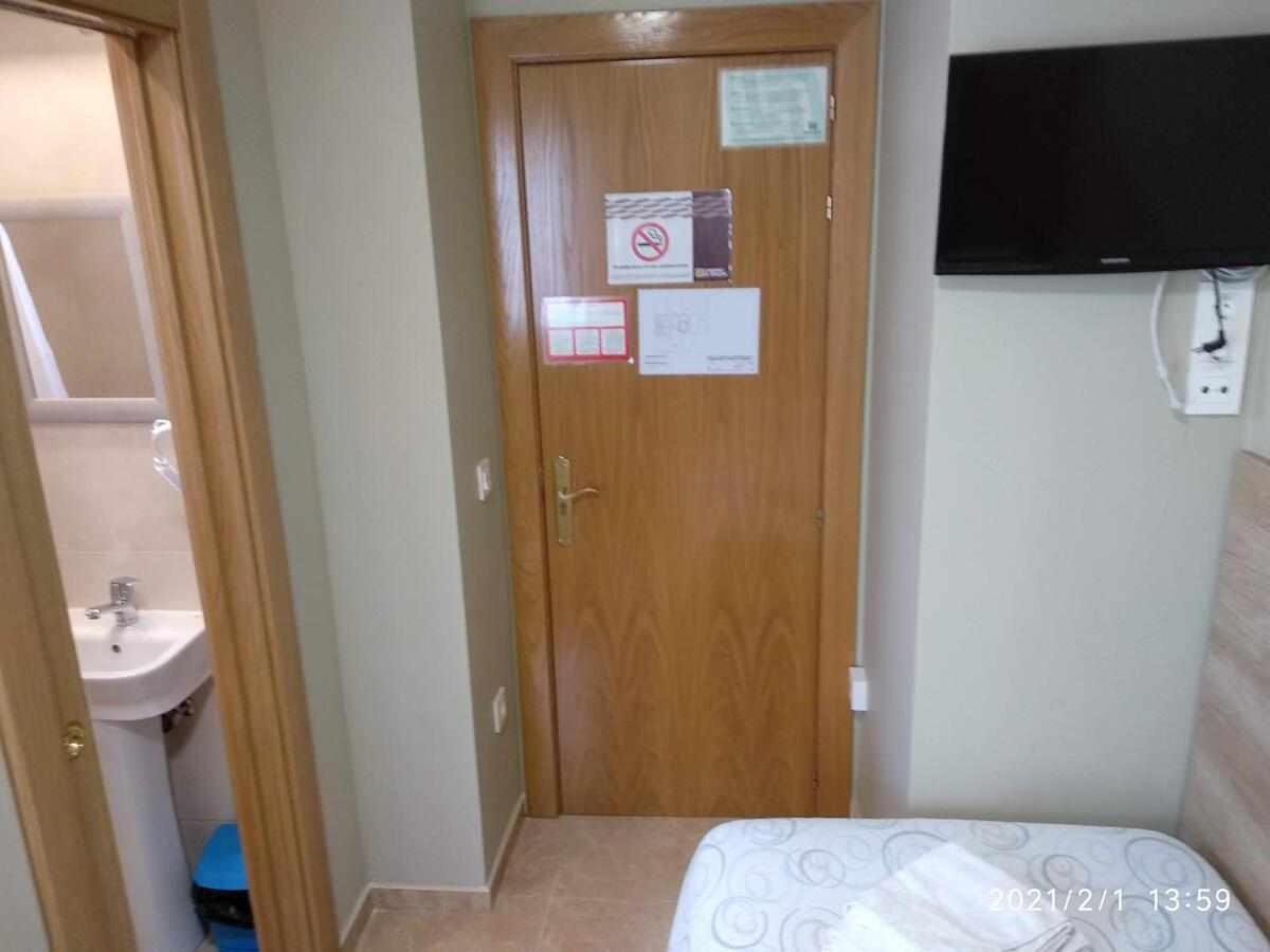 Hotel-Pension BORJA - Housity