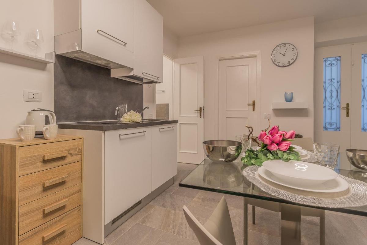 Casa Camelia Varenna - Housity