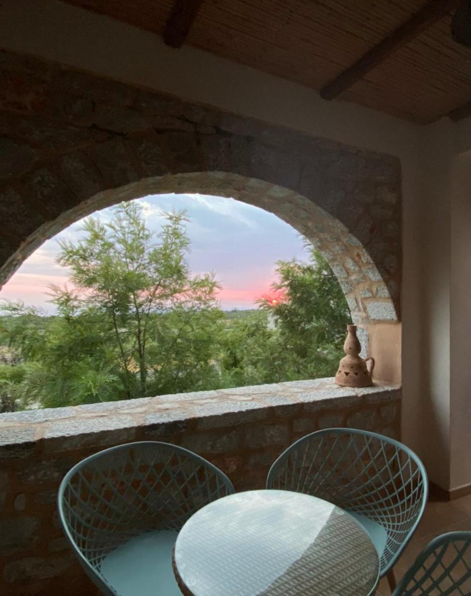 Achelatis Traditional Guest Houses - Housity