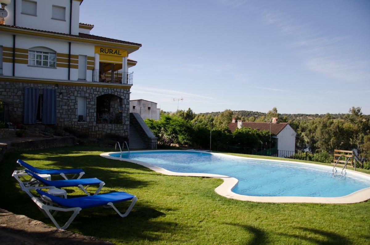 Casa Rural Casa Valdecaballeros - Housity