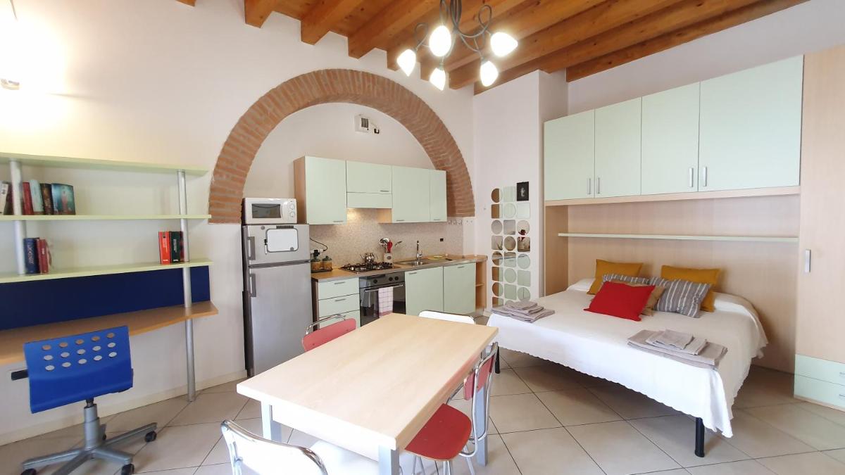 RomagnaBNB Studio Diego Fabbri - Housity