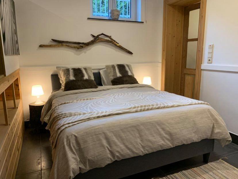 Studio - Tour d'HÉLOÏSE - 10' de Bruxelles - Hizvo